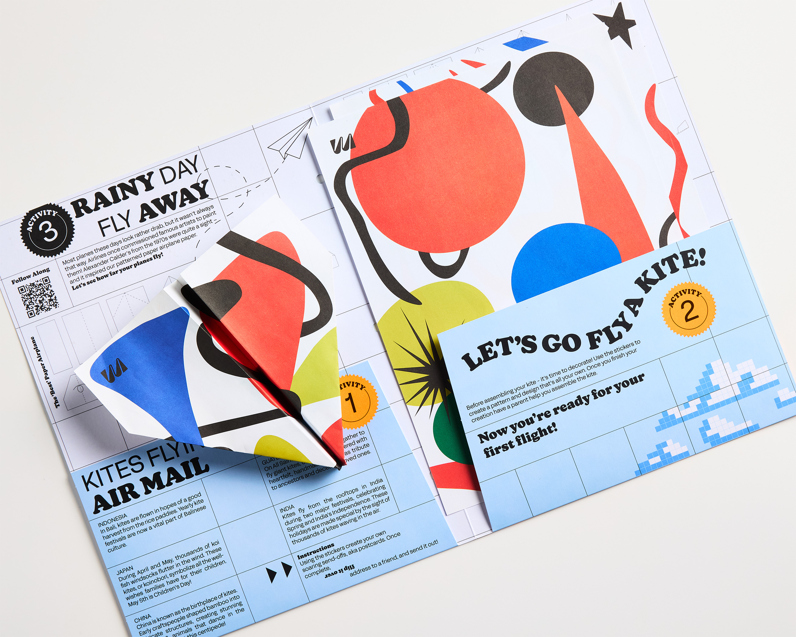 Majo Ideas Vol. 3 activity sheets: rainy-day paper airplane and kite crafts.